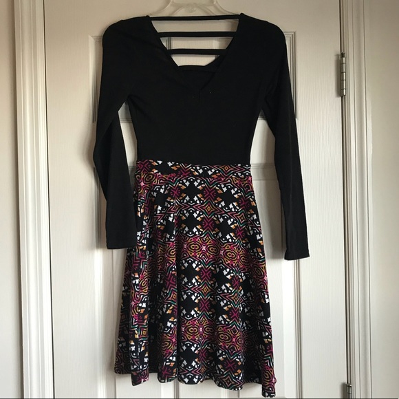 NEW Charlotte Russe Geometric Dress - Picture 3 of 4